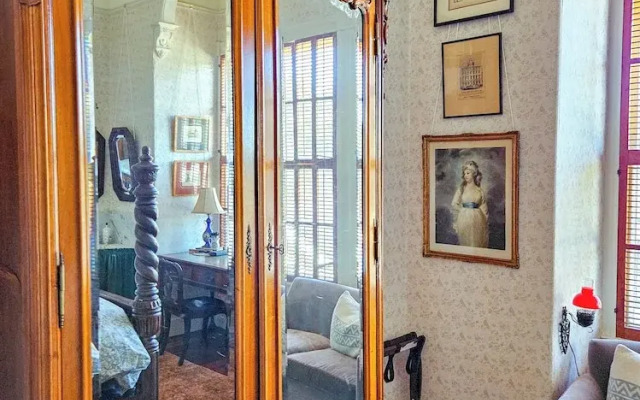 The JD Hyde Historic Inn