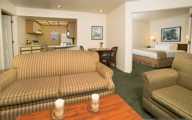 Sonesta ES Suites Somerset