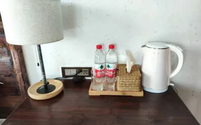 Mengzhou Hejia Courtyard Hotel
