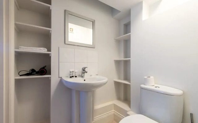 Park Row Apartment