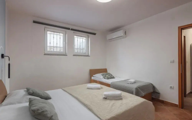 Oasis Jadreski Apartments