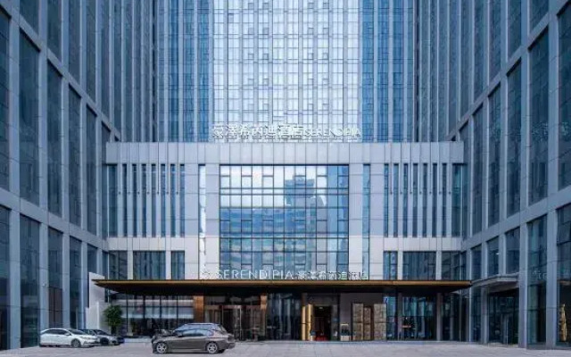 Serendipia Hotel by Holz