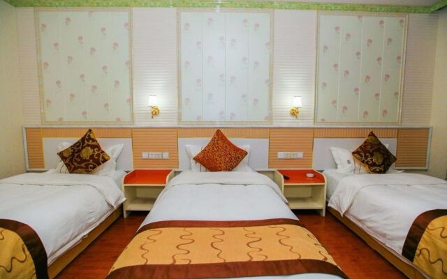 Qufu Yuanlin Hotel