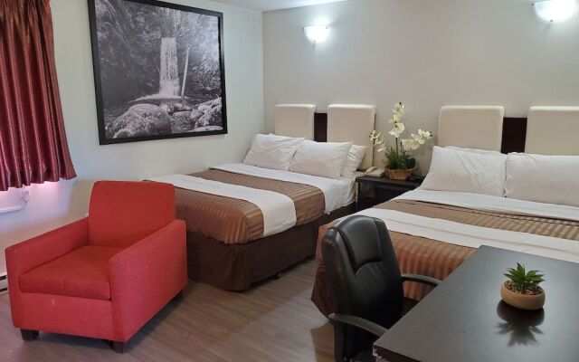Surrey Central Inn