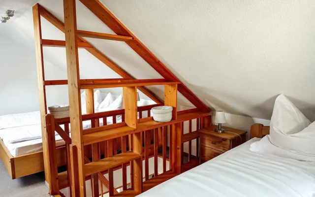 Stylish Apartment With Terrace in Sonneberg