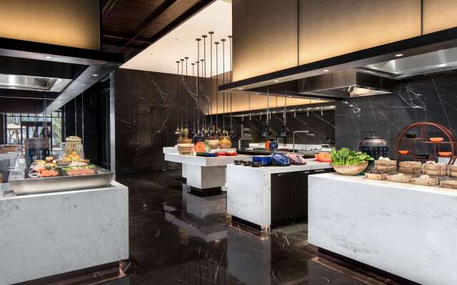 Hilton Ningbo Dongqian Lake