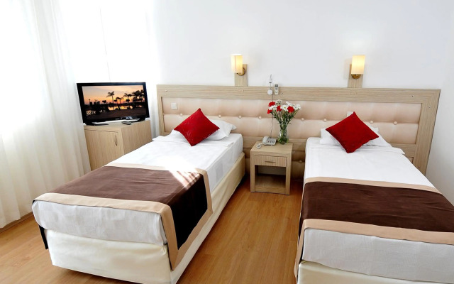 Ramira Beach Hotel