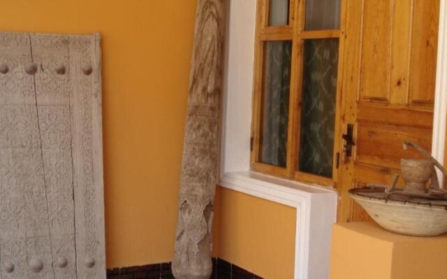B&B Zafarbek