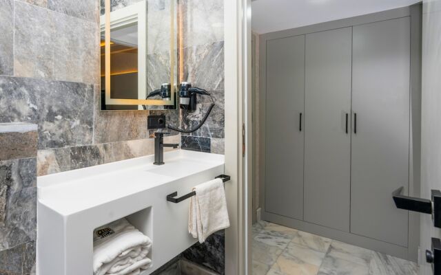 216 Station Suite Gebze