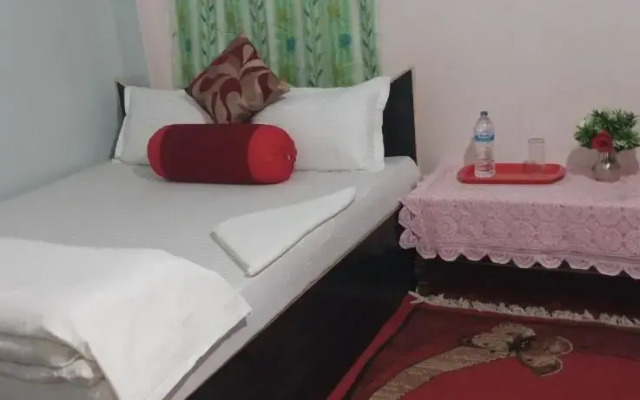 Unique Hotel And Lodge