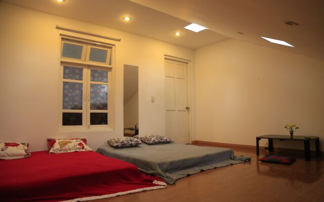 Hoai Huong Homestay