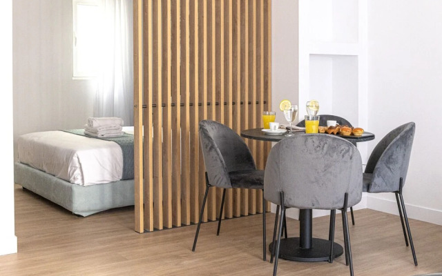 Phaedrus Living Deluxe Kriel Suites 002