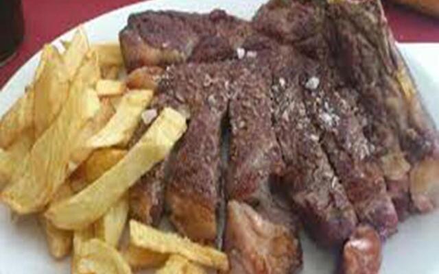 Hostal Restaurante El Cruce