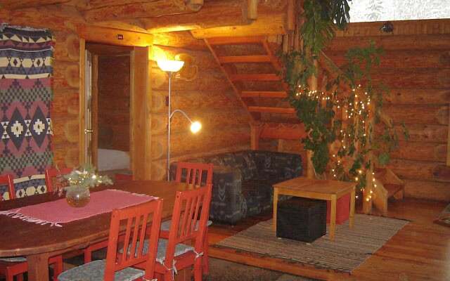 Blaeberry Mountain Lodge