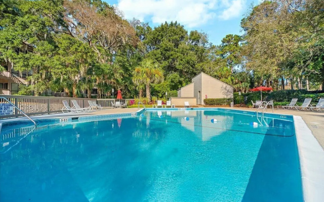 Lighthouse Tennis 2383 by Hilton Head Retreats