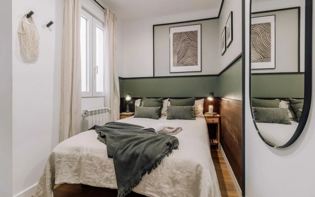 Zappa - 2 Bedrooms in Chamber