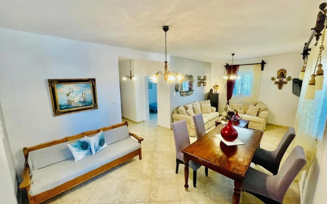 Villa Arietta Santorini