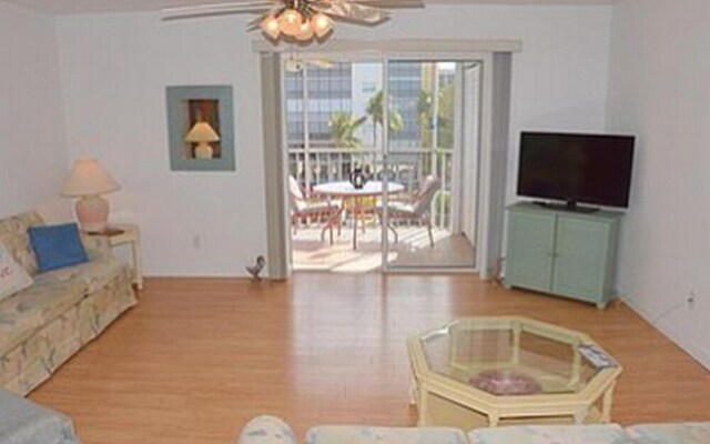 Royal Pelican #312 by Coastal Vacation Properties