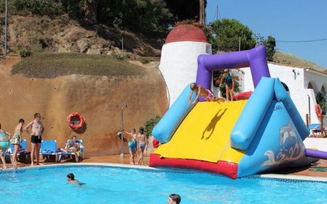 Camping Globo Rojo