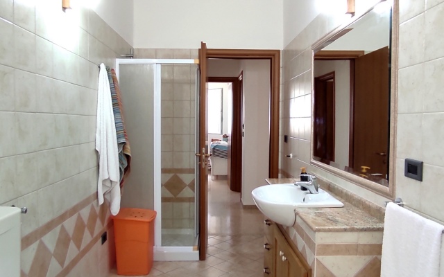 Villa Resta - Ampio Giardino e Splendida Vista Mare Panoramica