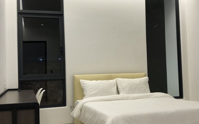 The Dahlias Luxury Residence