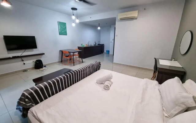 The Sixers Studio@Trefoil Setia Alam – Guest Rooms – Klang