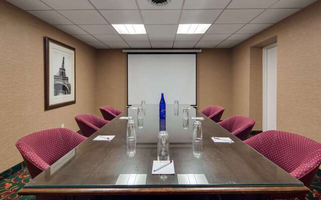 Best Western PLUS Morristown Inn-Florham Park