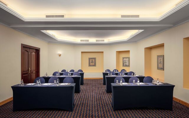 Palm Royale Resort - Soma Bay