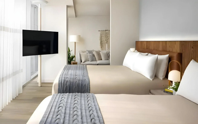 1 Hotel Toronto