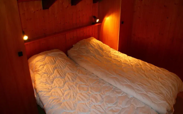 Peaceful Apartment With Amenities