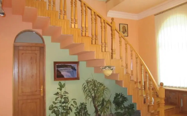 Big House in Armenia Apartment