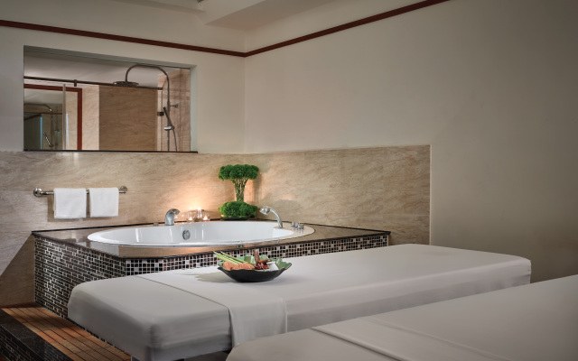 New World Saigon Hotel