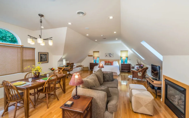 Habberstad House Bed and Breakfast