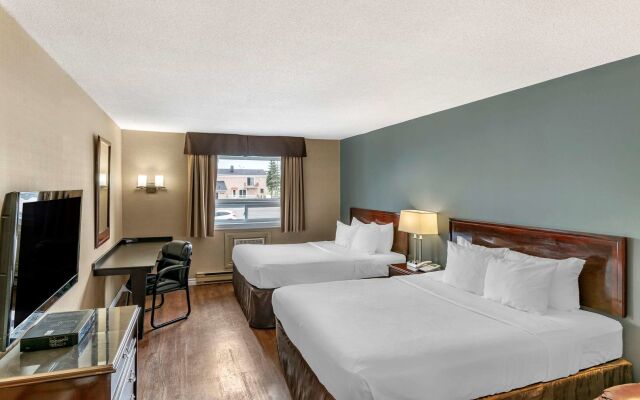 : Econo lodge Hotel Brossard