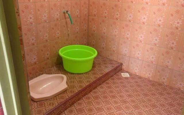 Homestay Mbah Mul by ZUZU
