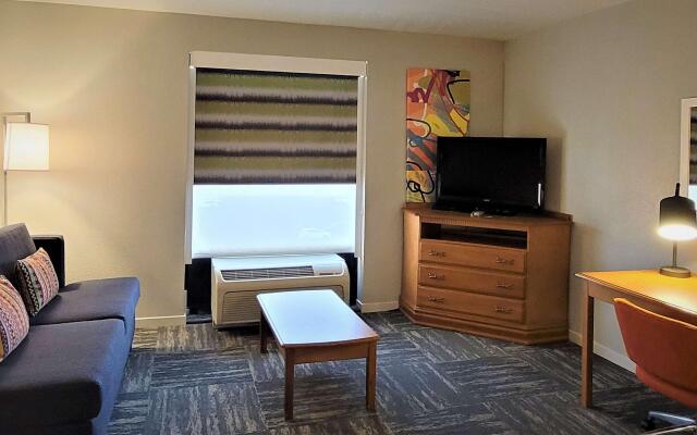 Hampton Inn Hays-North of I-70