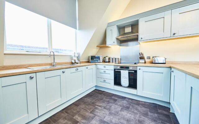 Stunning Central Gems of Harrogate - Sleeps 18!