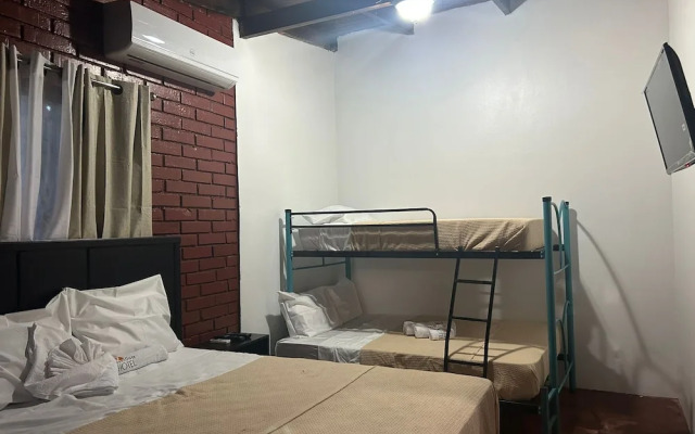 Seven Days Hotel B&B