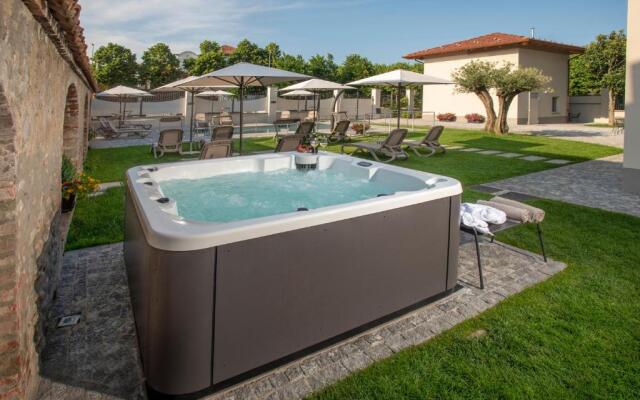 Villa Bernasconi - camere e ristorante -
