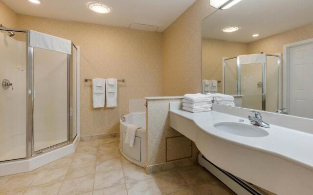 Ogunquit Hotel & Suites