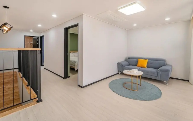 Yeosu Liposo Poolvilla