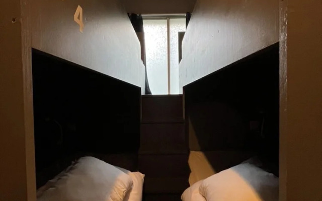 Rhodes Otsuka Hotel - Hostel