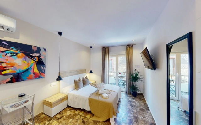 RoomBoutique32