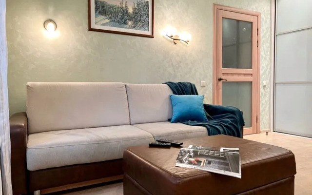 Диван и Чемодан на ул. Орджоникидзе, 30