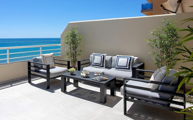 Genteel Home Los Corales Beach