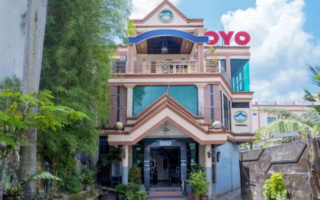 OYO 891 Hotel Gading Kencana