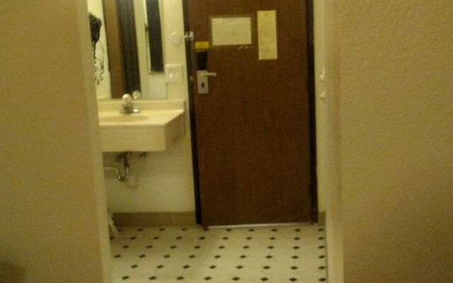 Manitou Inn & Suites