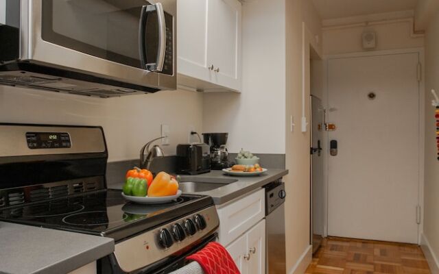 One Bedroom Apartment Boston by Namastay