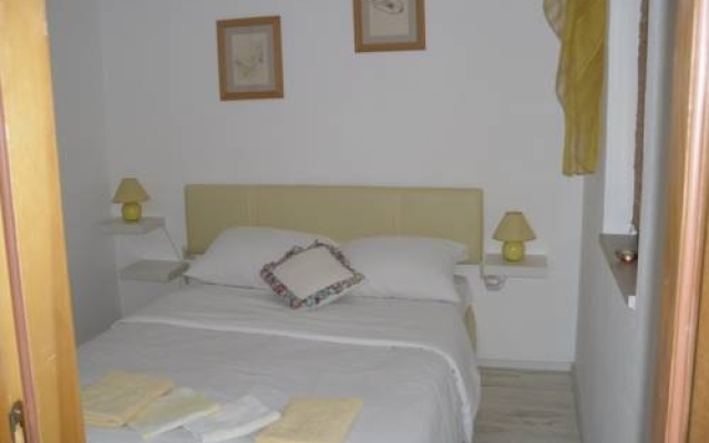 Apartments and Rooms Katarina