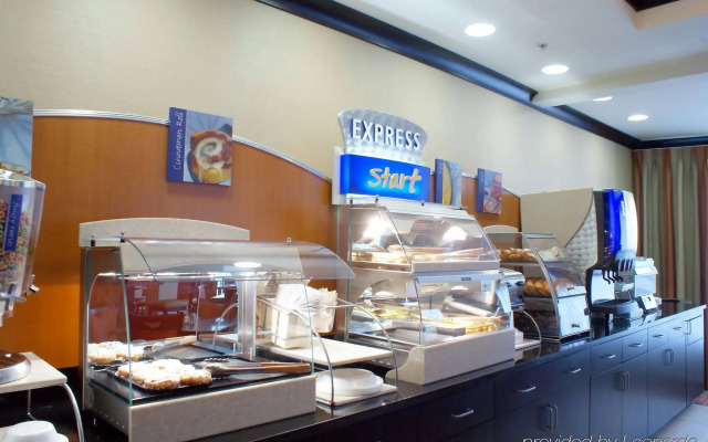 Holiday Inn Express Tulsa South Bixby by IHG